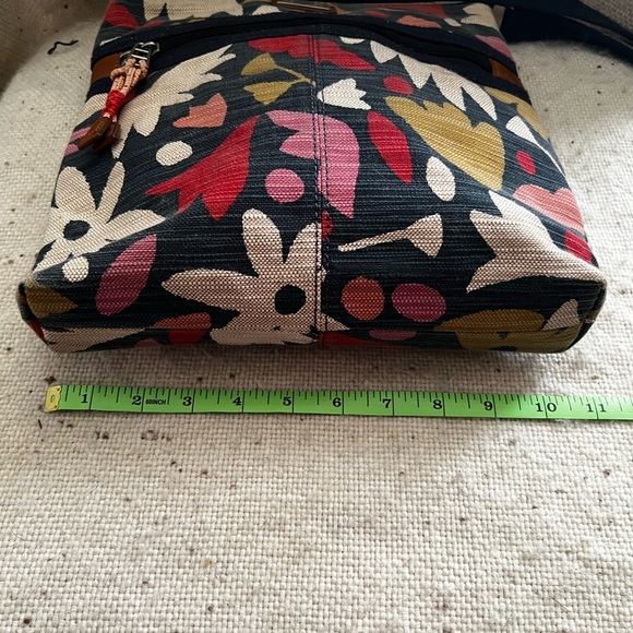 Fossil Crossbody Bag - Picture 4 of 6